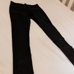 Sleek Black Women's Leggings